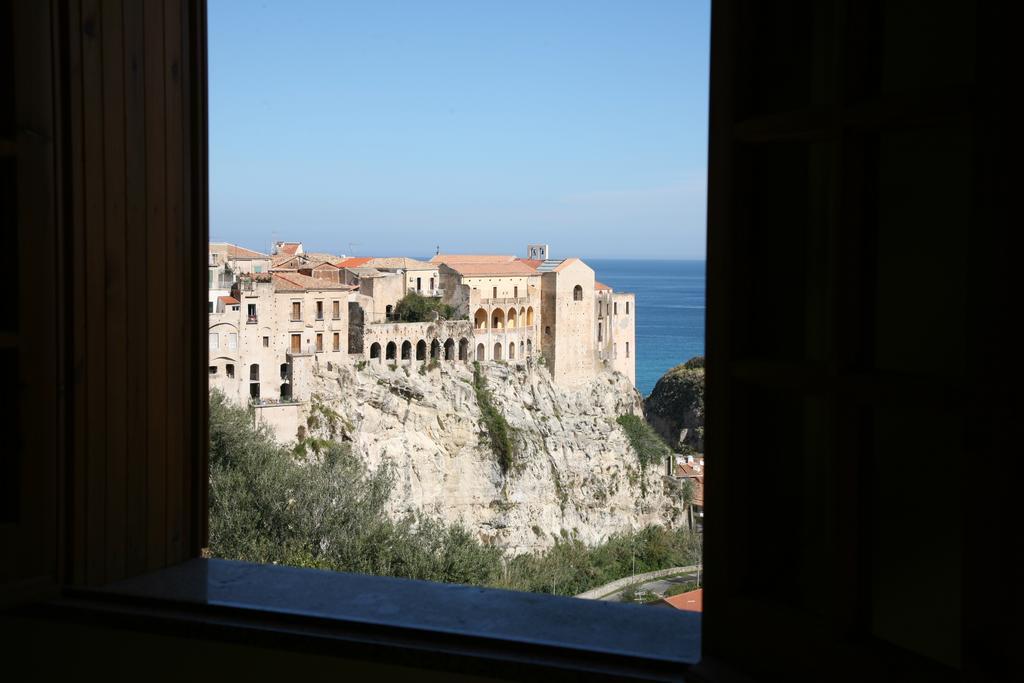 Mansarda Villa Alf Di Vito Tropea Chambre photo