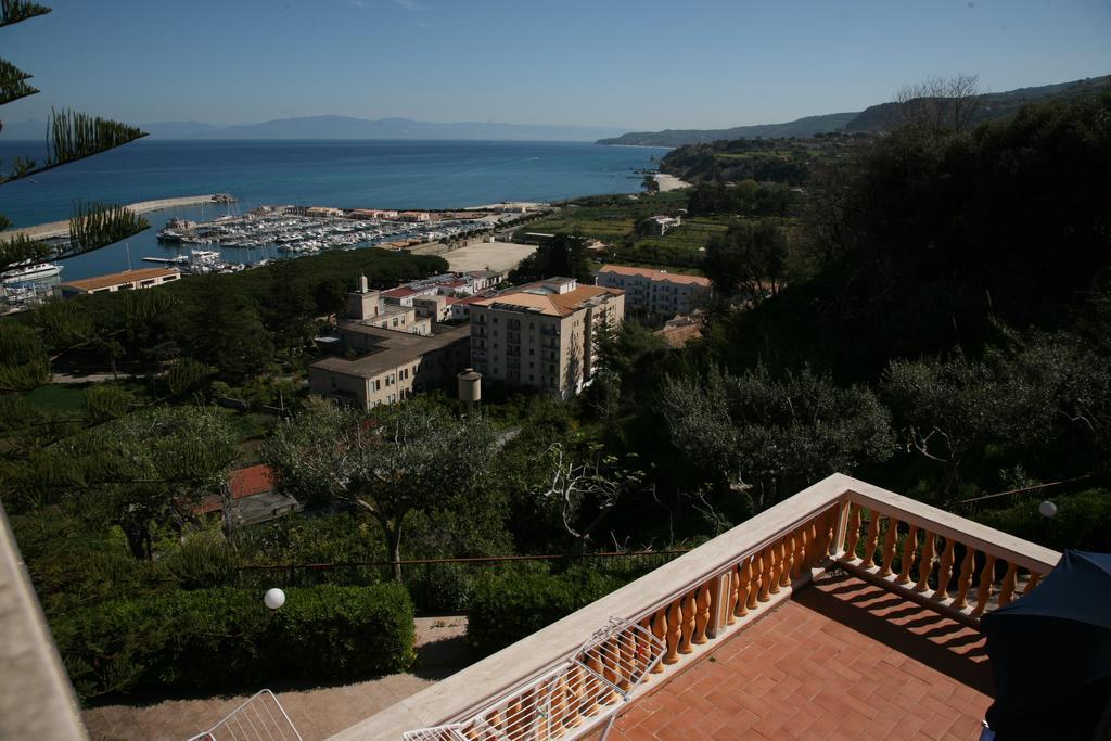Mansarda Villa Alf Di Vito Tropea Chambre photo