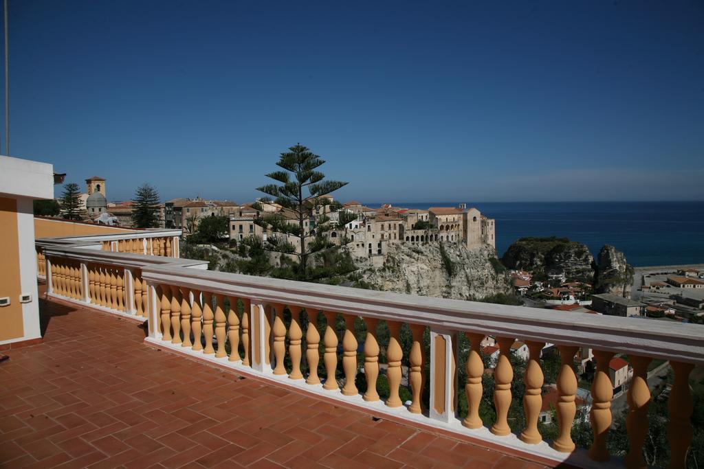 Mansarda Villa Alf Di Vito Tropea Chambre photo